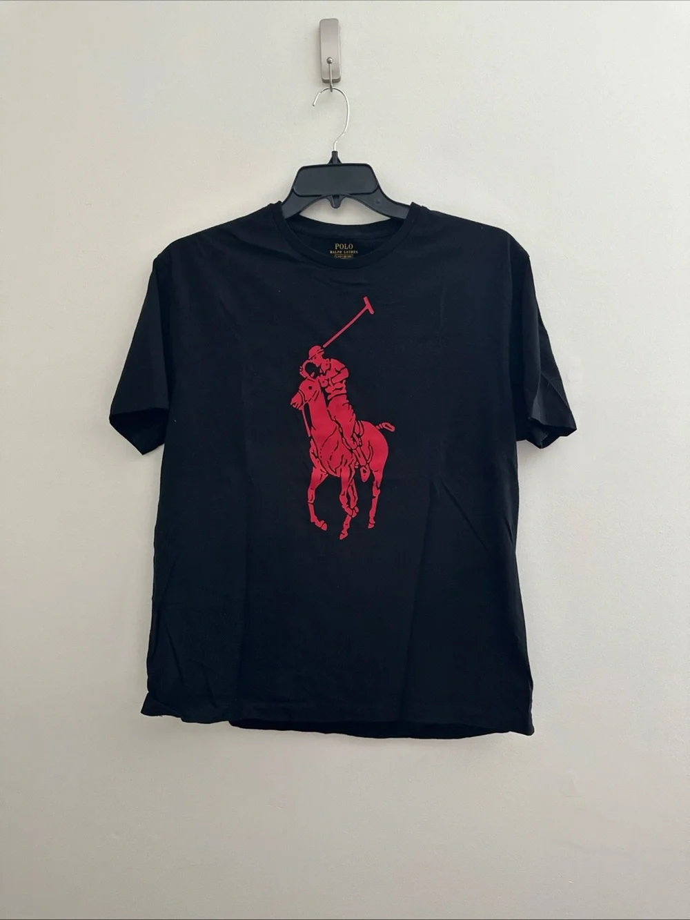 Polo by Ralph Lauren Black Tee Red Polo by Ralph Lauren Player Graphic large